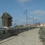 فندق Evridika 3*