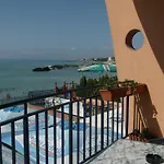 فندق Evridika نيسيبار