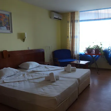 Evridika 3*