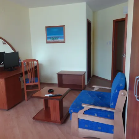 מלון Evridika נסבר